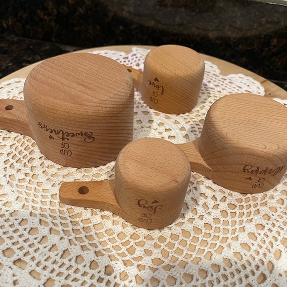 Wood Measuring cups and spoons - cup of sweetnees - Picture 5 of 9